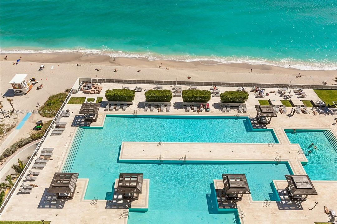 Недавно продано: $2,150,000 (3 спален, 3 ванн, 2078 Квадратных фут)