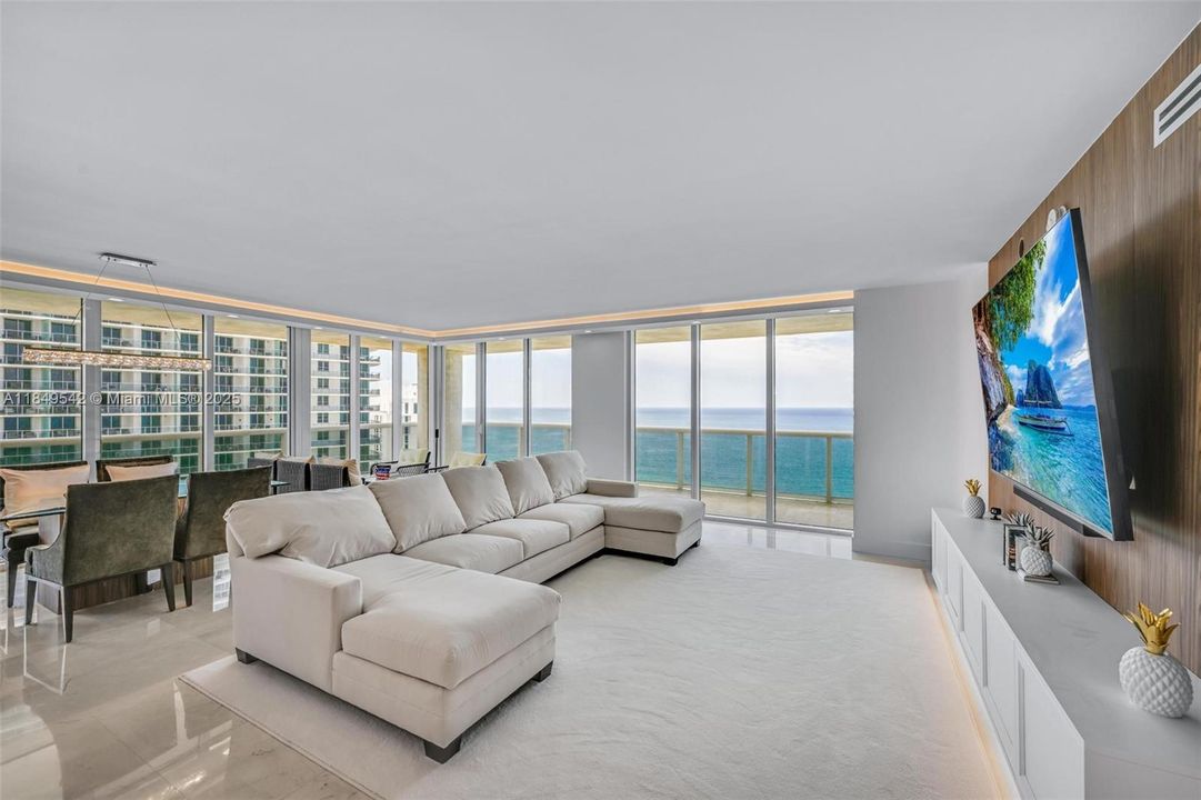 Недавно продано: $2,150,000 (3 спален, 3 ванн, 2078 Квадратных фут)