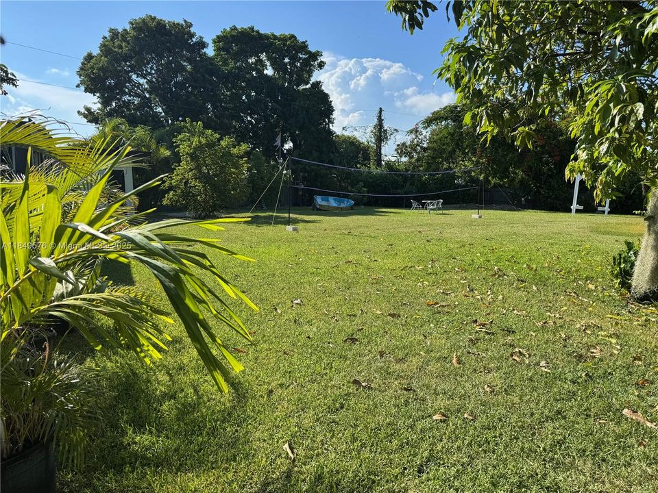 For Sale: $649,000 (3 beds, 2 baths, 1344 Square Feet)