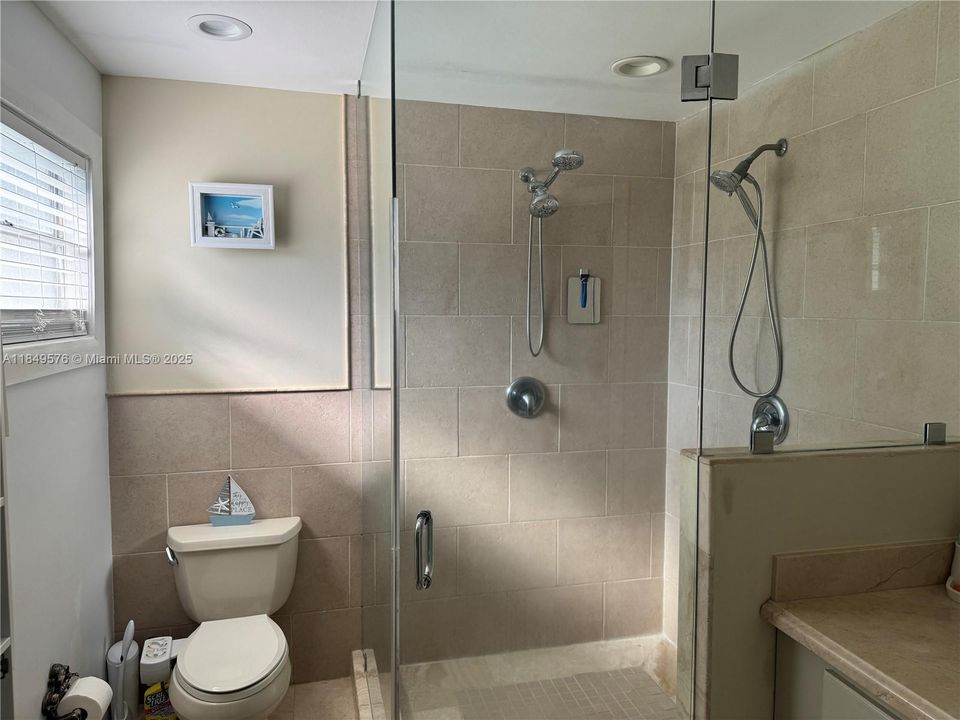 For Sale: $649,000 (3 beds, 2 baths, 1344 Square Feet)