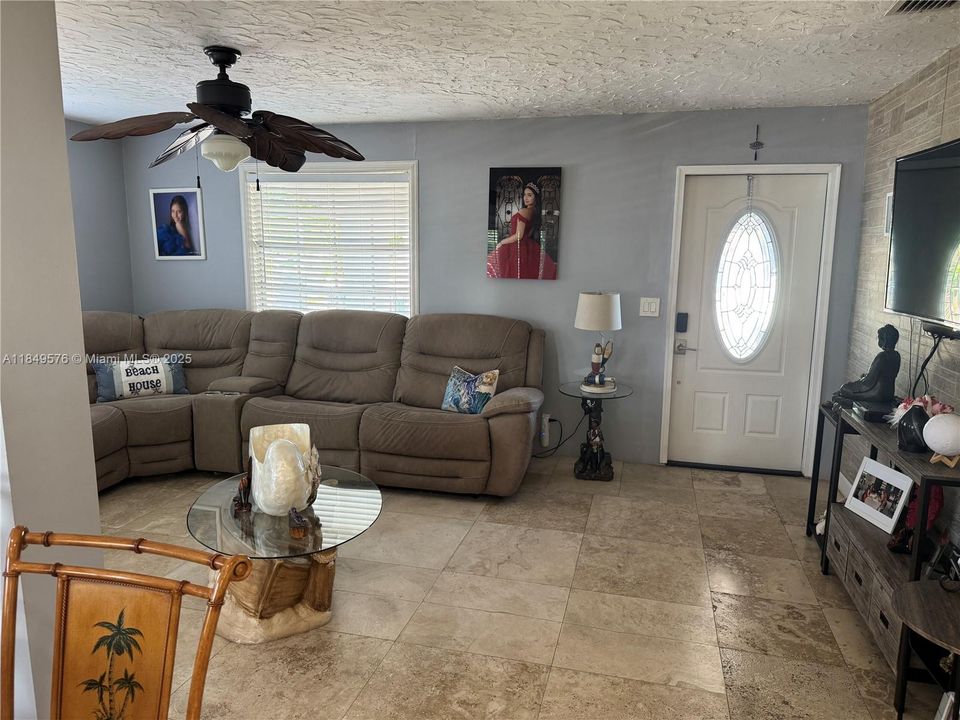 For Sale: $649,000 (3 beds, 2 baths, 1344 Square Feet)