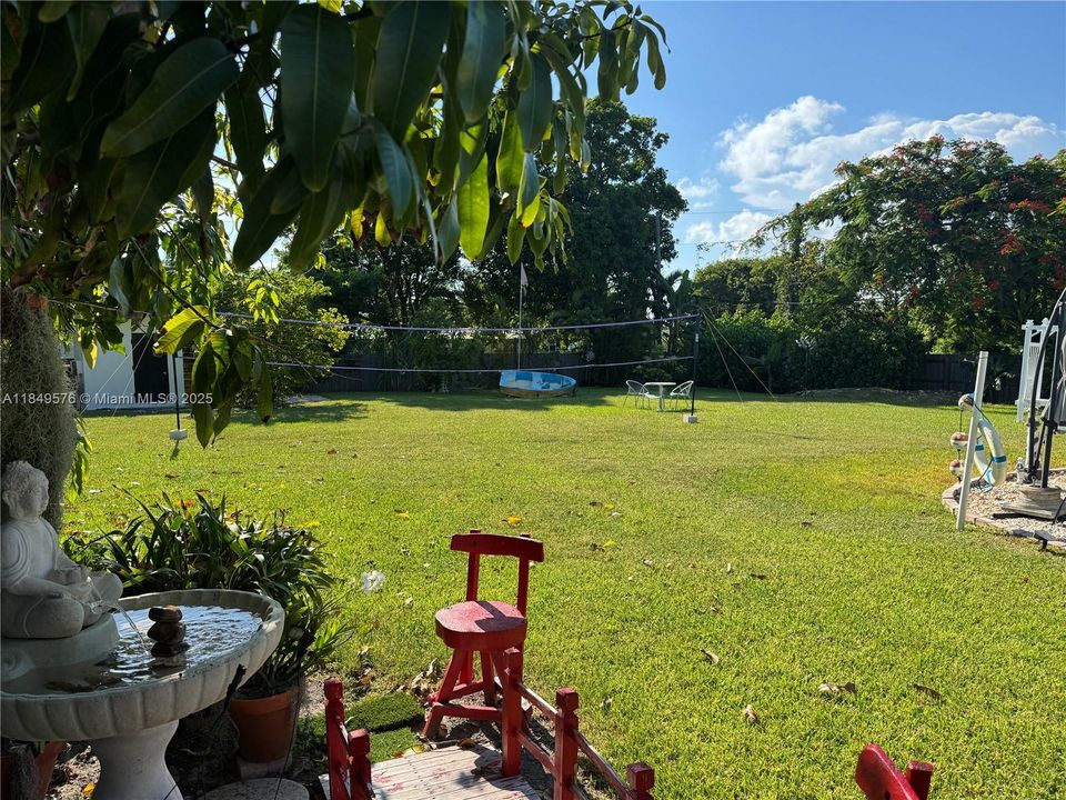 For Sale: $649,000 (3 beds, 2 baths, 1344 Square Feet)