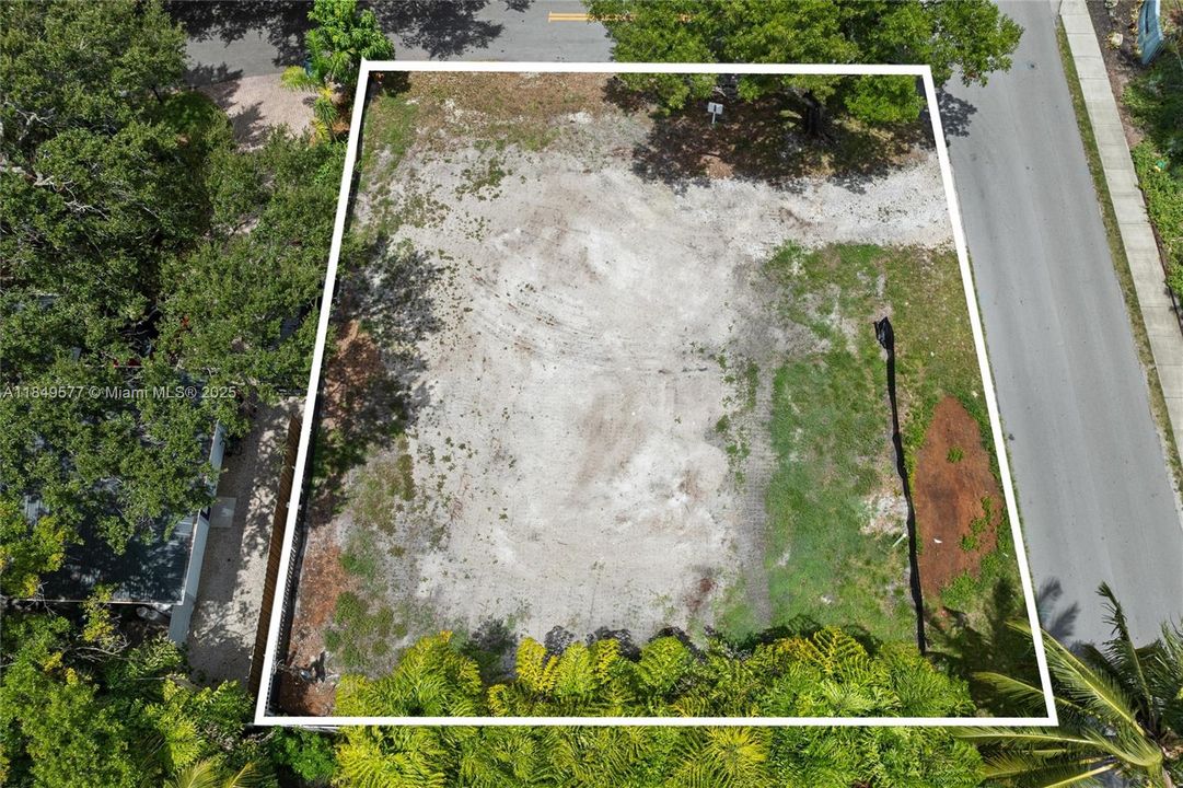 En Venta: $799,000 (4 camas, 4 baños, 0 Pies cuadrados)