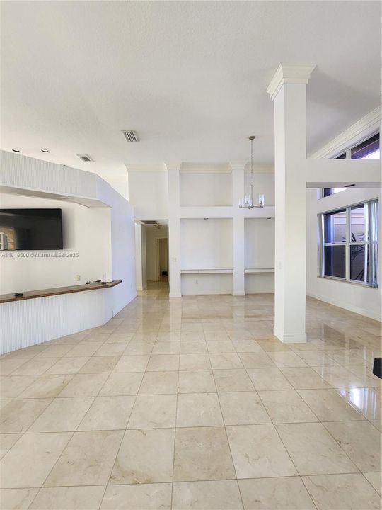 В аренду: $6,800 (5 спален, 4 ванн, 3659 Квадратных фут)