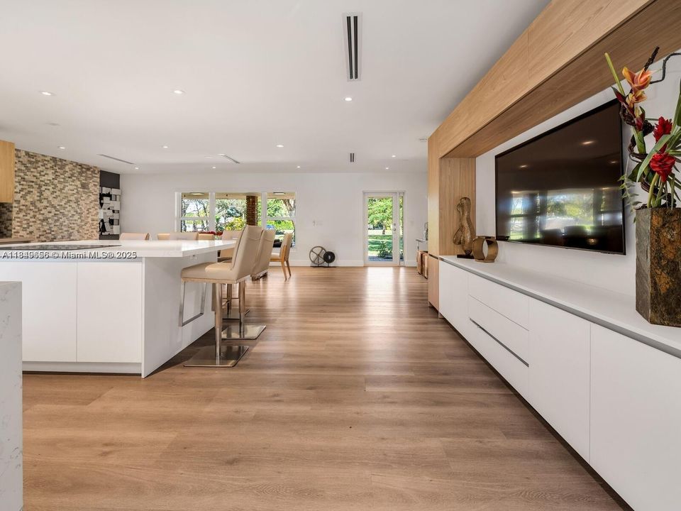 En Venta: $2,700,000 (6 camas, 5 baños, 4296 Pies cuadrados)