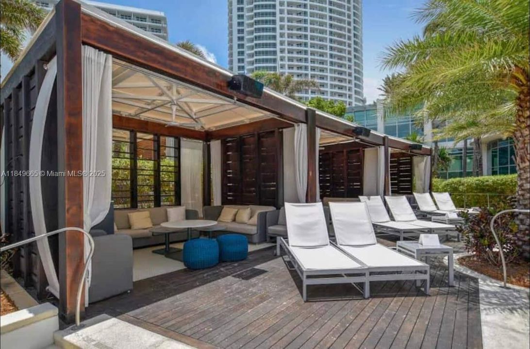 待售: $860,000 (0 贝兹, 1 浴室, 538 平方英尺)