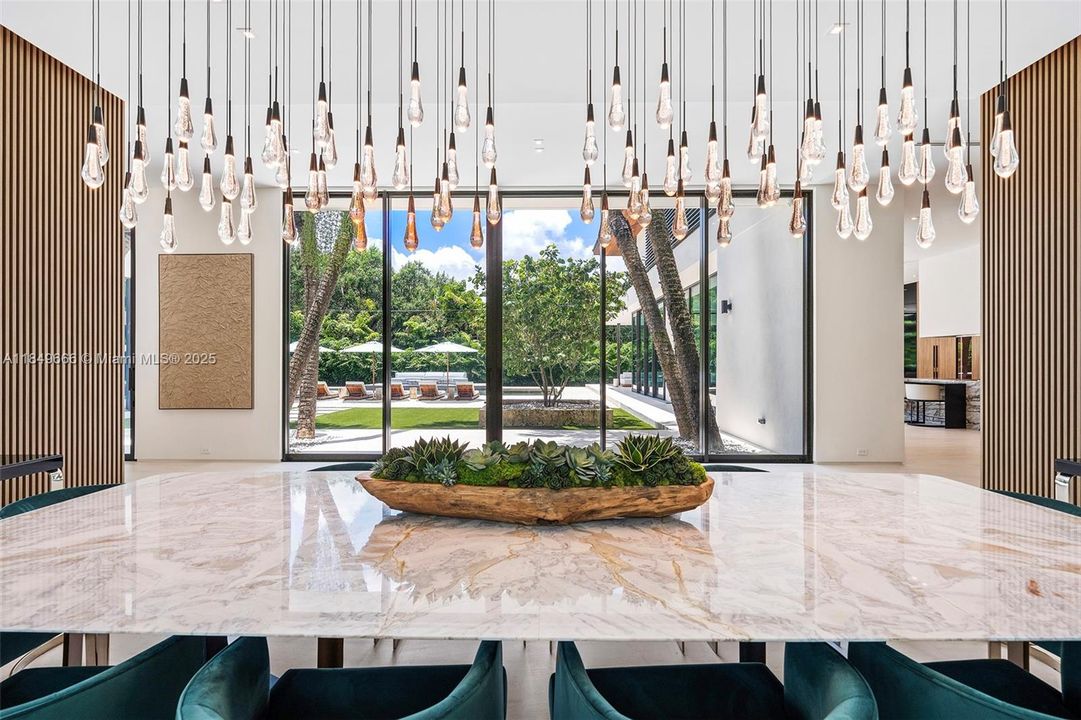 For Sale: $22,500,000 (7 beds, 8 baths, 9258 Square Feet)