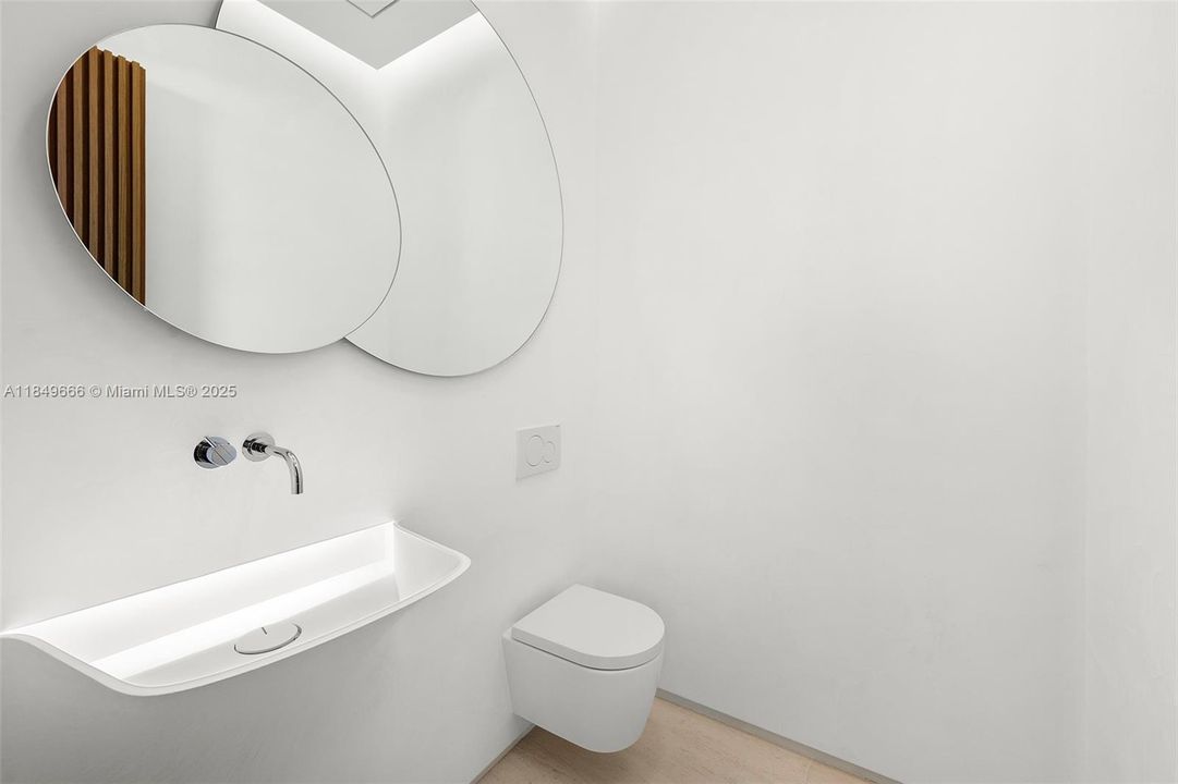 For Sale: $22,500,000 (7 beds, 8 baths, 9258 Square Feet)