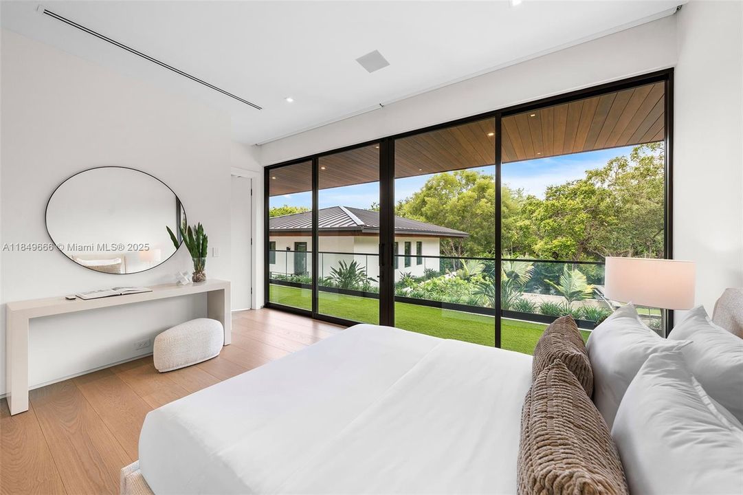 For Sale: $22,500,000 (7 beds, 8 baths, 9258 Square Feet)