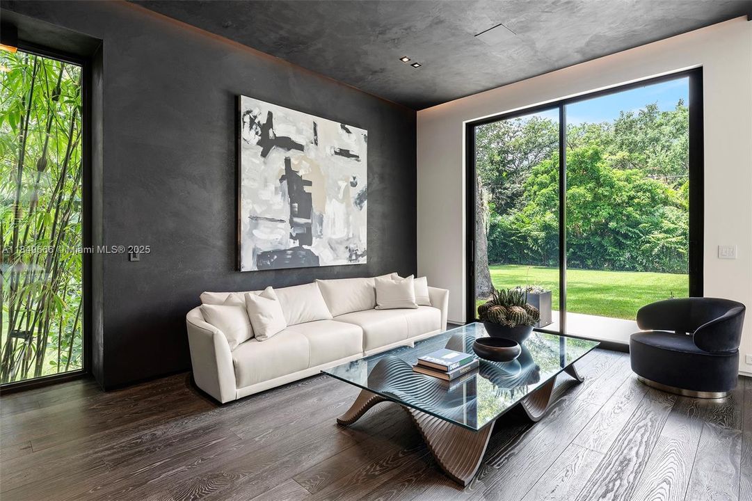 For Sale: $22,500,000 (7 beds, 8 baths, 9258 Square Feet)