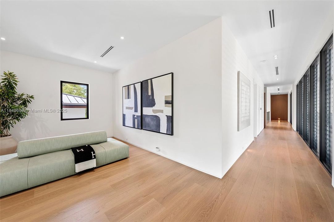 For Sale: $22,500,000 (7 beds, 8 baths, 9258 Square Feet)