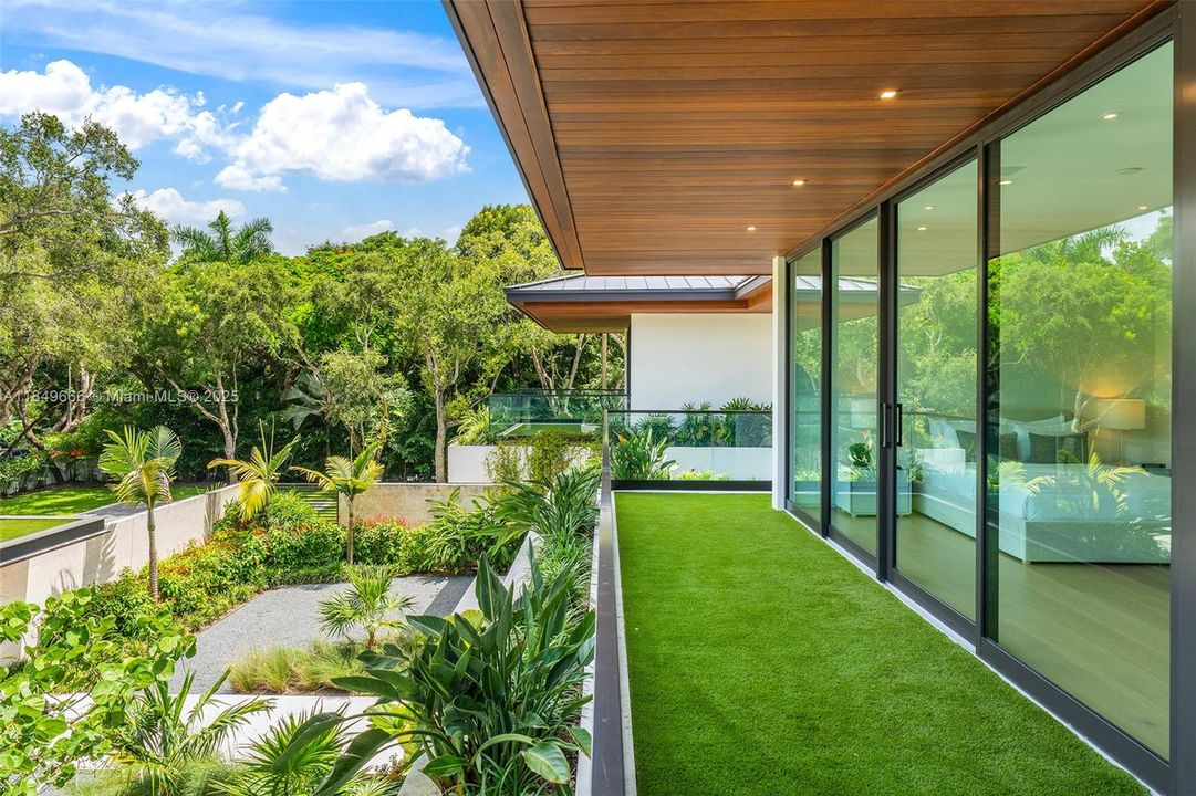 For Sale: $22,500,000 (7 beds, 8 baths, 9258 Square Feet)