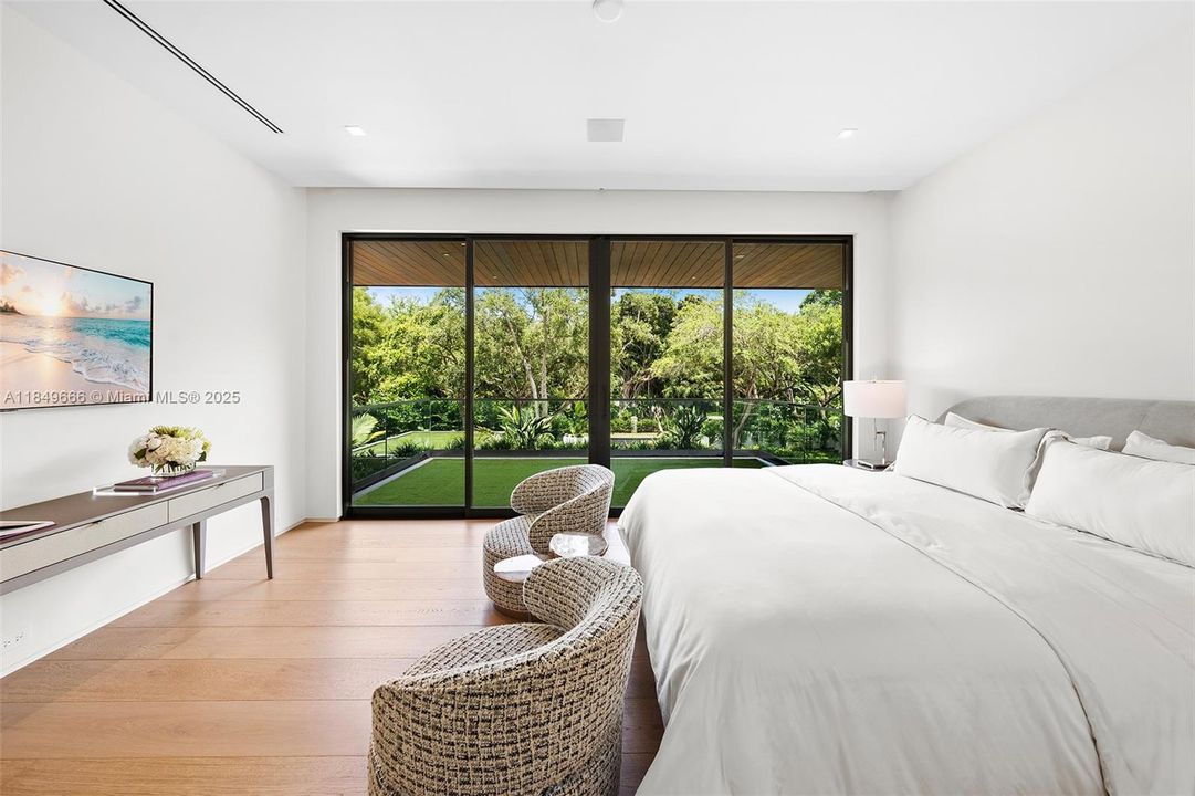 For Sale: $22,500,000 (7 beds, 8 baths, 9258 Square Feet)