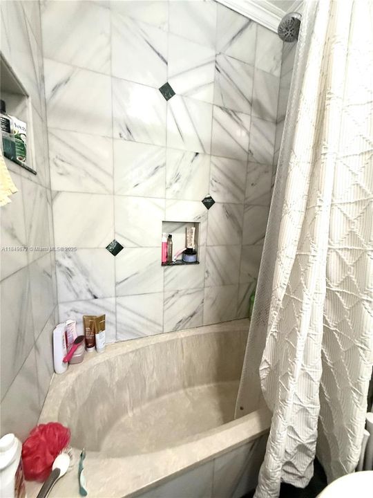 Vendido Recientemente: $799,000 (0 camas, 0 baños, 1958 Pies cuadrados)