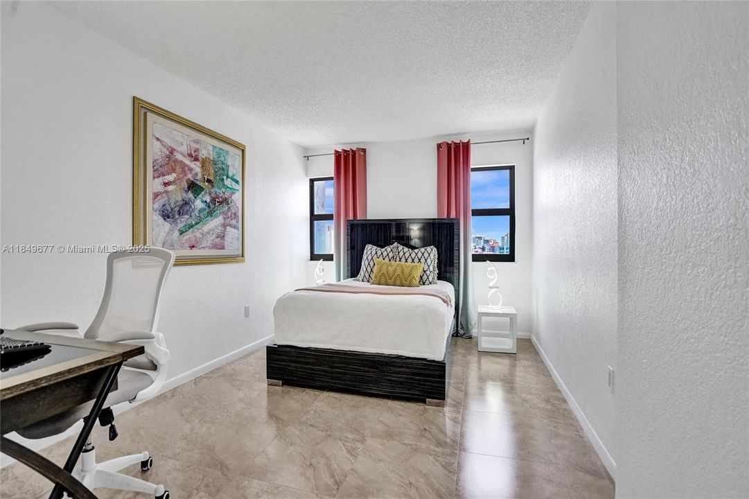 Recently Rented: $3,500 (2 beds, 2 baths, 1570 Square Feet)