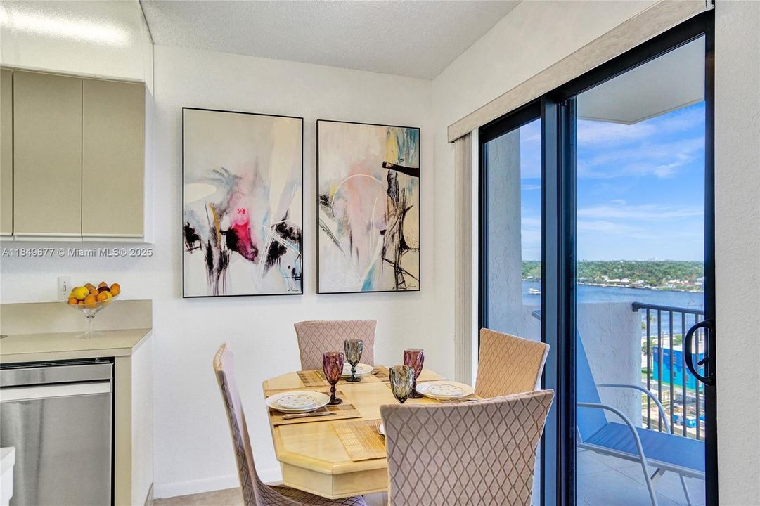 Recently Rented: $3,500 (2 beds, 2 baths, 1570 Square Feet)