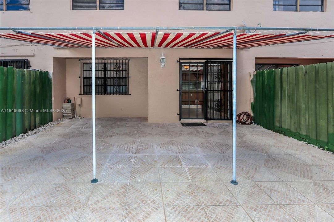 For Sale: $420,000 (3 beds, 2 baths, 1610 Square Feet)