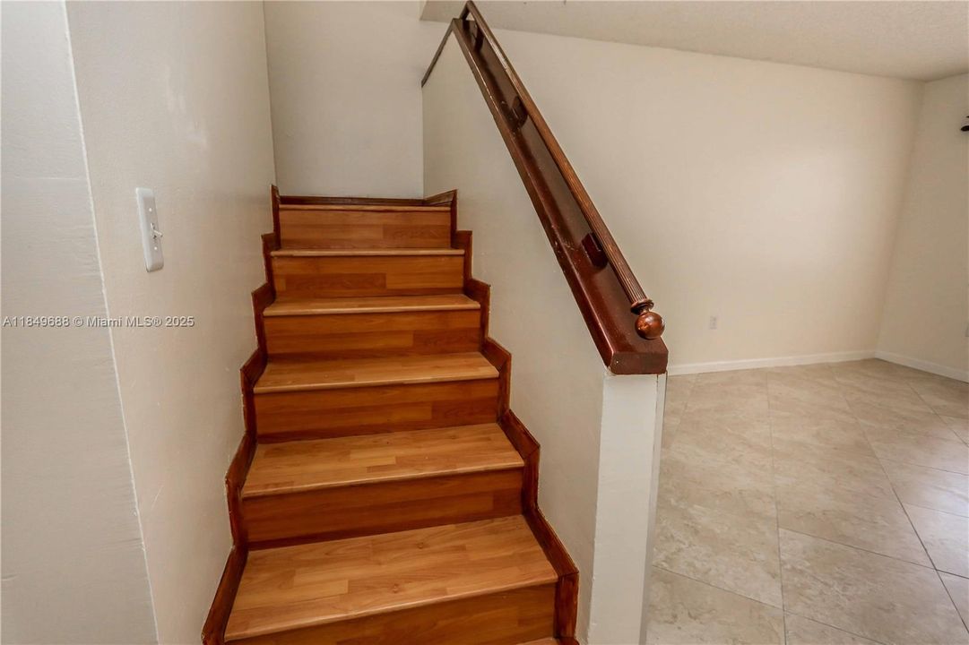 For Sale: $420,000 (3 beds, 2 baths, 1610 Square Feet)