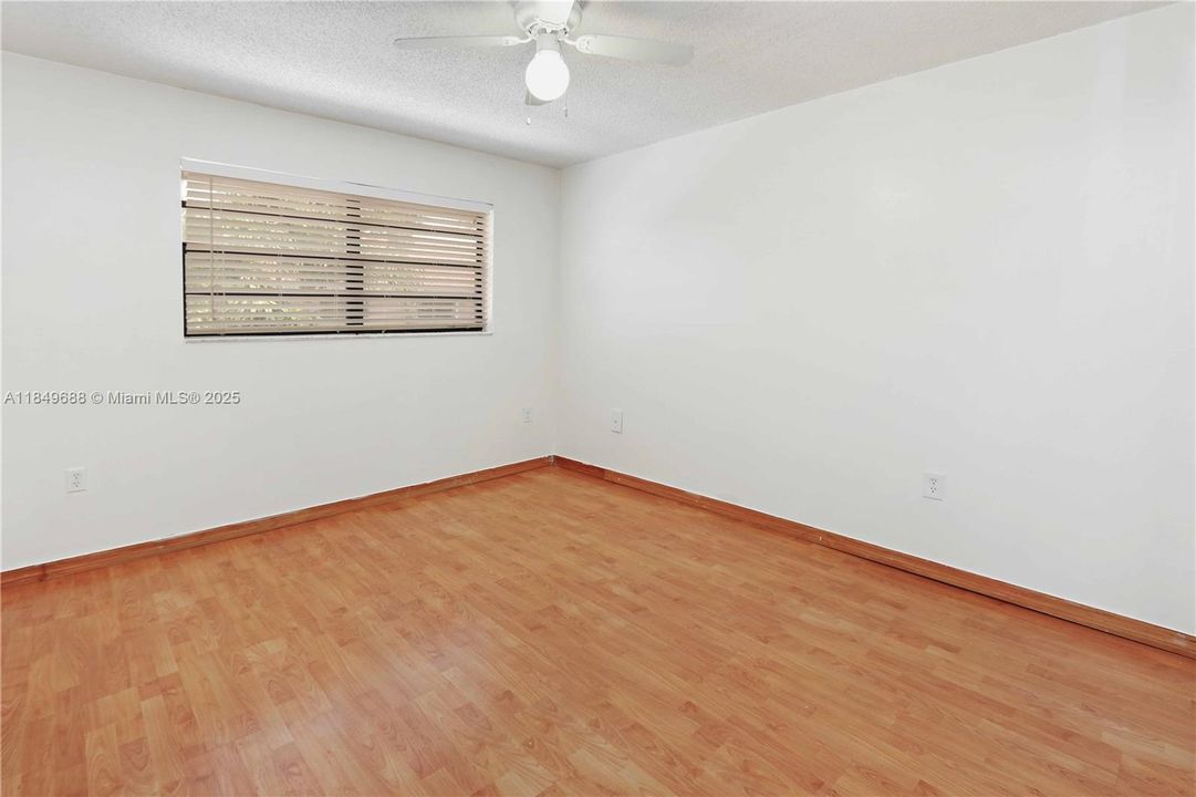 For Sale: $420,000 (3 beds, 2 baths, 1610 Square Feet)