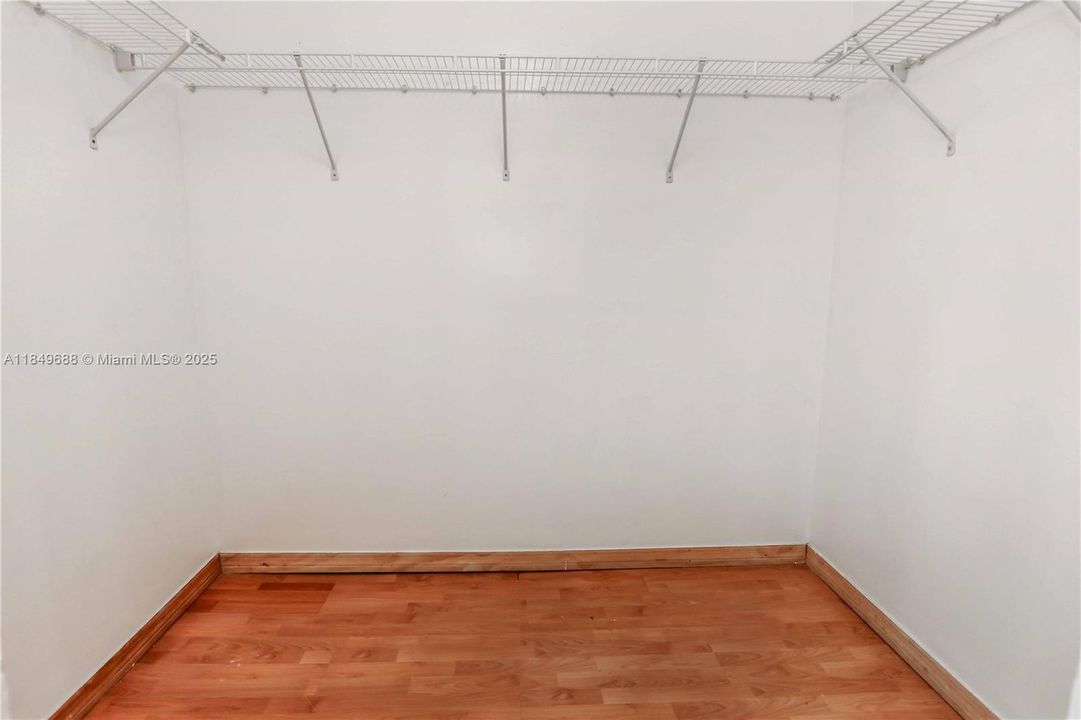 For Sale: $420,000 (3 beds, 2 baths, 1610 Square Feet)