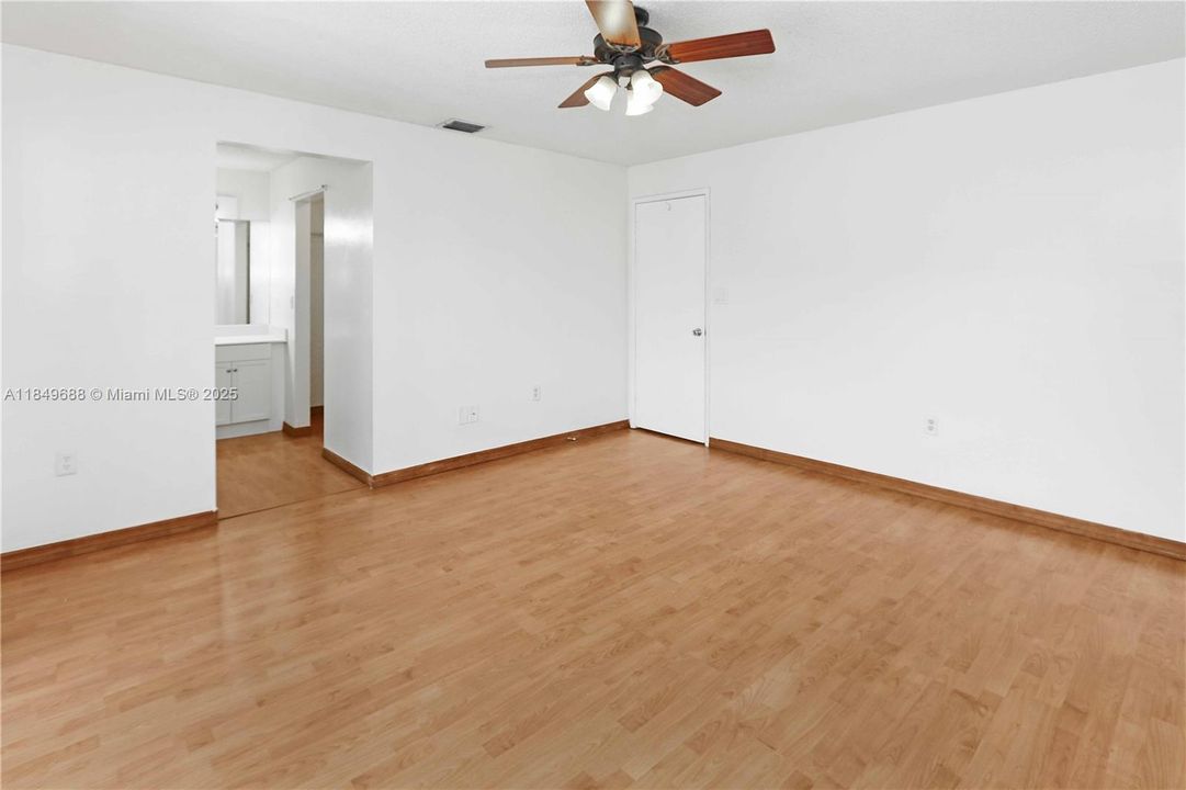 For Sale: $420,000 (3 beds, 2 baths, 1610 Square Feet)