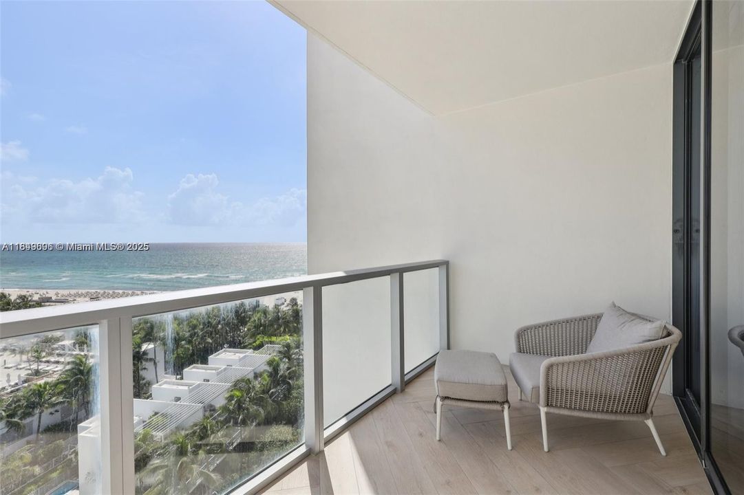 最近售出: $1,250,000 (0 贝兹, 1 浴室, 493 平方英尺)