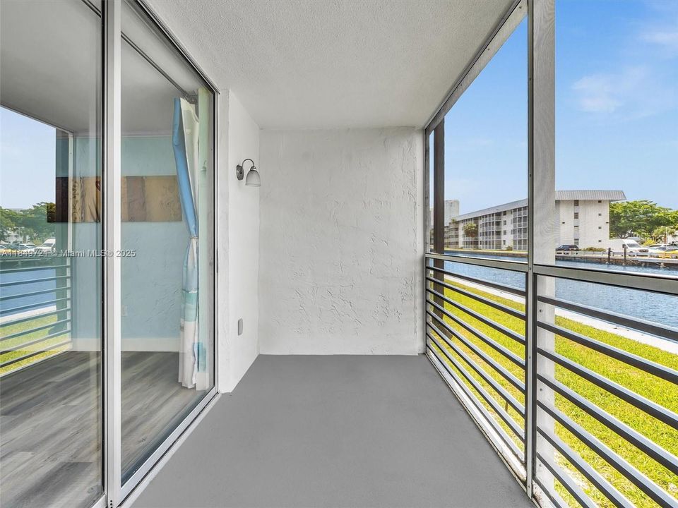 En Venta: $289,000 (1 camas, 1 baños, 812 Pies cuadrados)