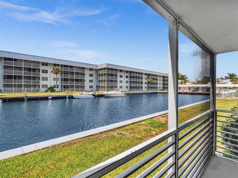 En Venta: $289,000 (1 camas, 1 baños, 812 Pies cuadrados)