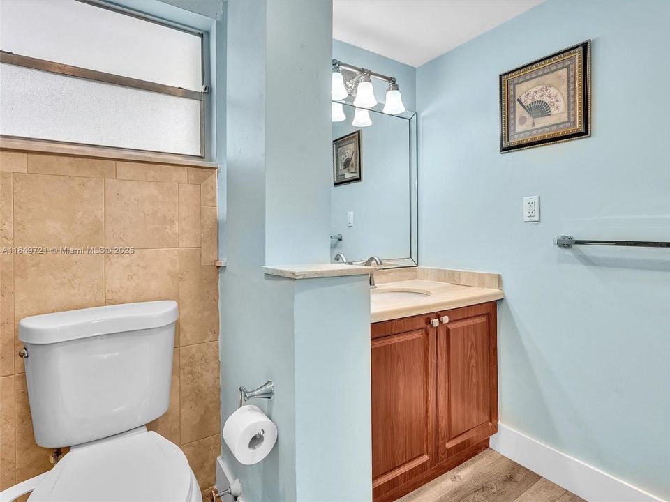 En Venta: $289,000 (1 camas, 1 baños, 812 Pies cuadrados)