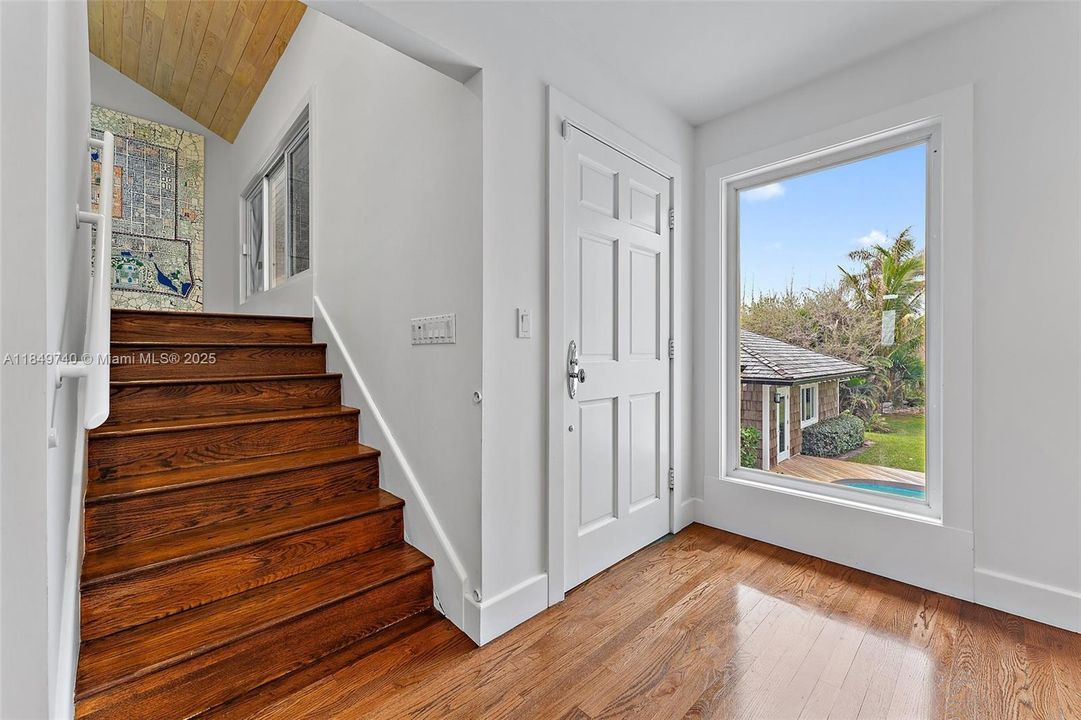 Active With Contract: $4,800,000 (4 beds, 5 baths, 2708 Square Feet)