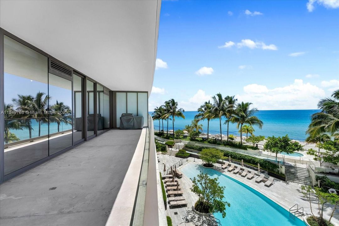 En Venta: $4,500,000 (4 camas, 4 baños, 2682 Pies cuadrados)