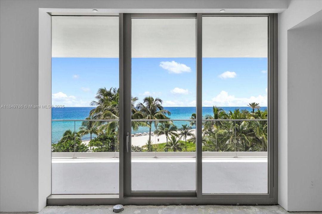 En Venta: $4,500,000 (4 camas, 4 baños, 2682 Pies cuadrados)