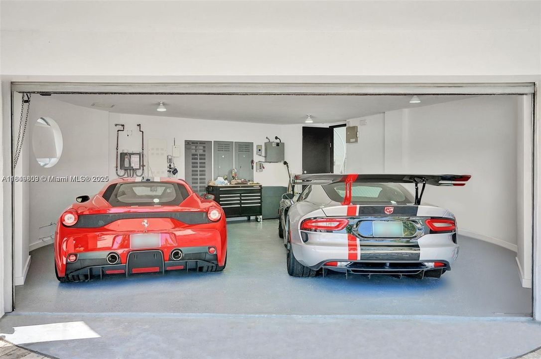 Activo con contrato: $25,000 (6 camas, 6 baños, 0 Pies cuadrados)