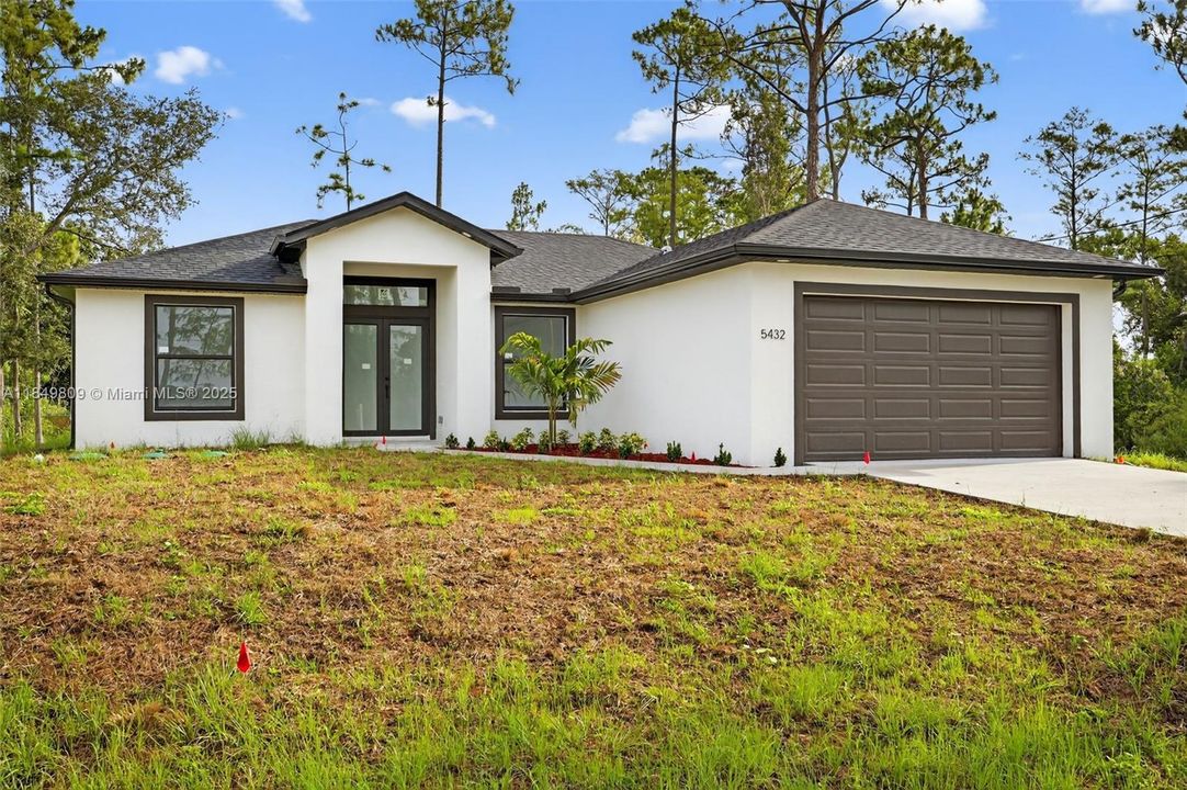 Под контрактом: $339,900 (3 спален, 2 ванн, 1535 Квадратных фут)