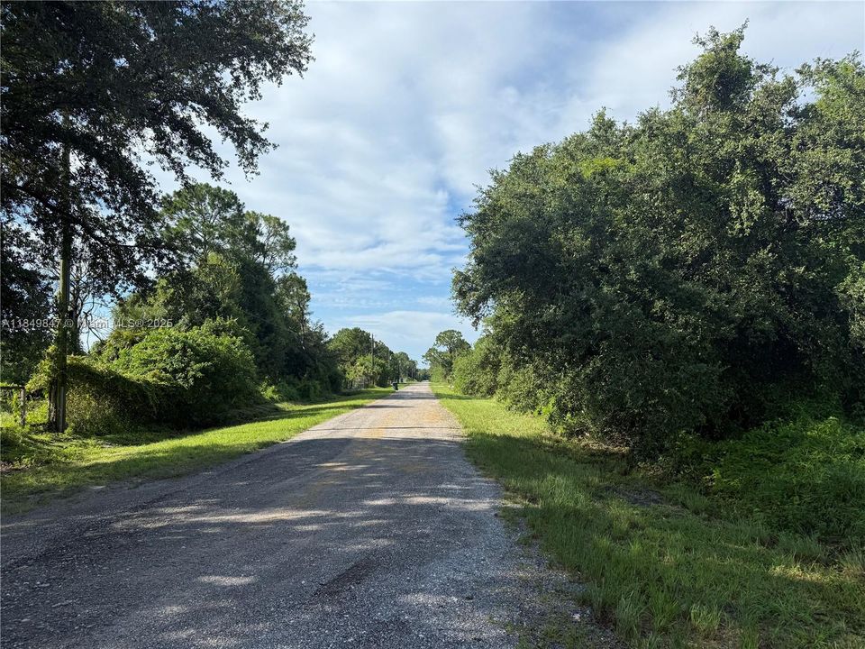 En Venta: $46,500 (1.04 acres)