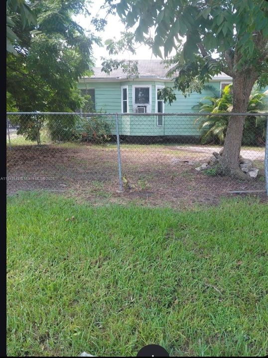 Vendido Recientemente: $99,000 (2 camas, 1 baños, 0 Pies cuadrados)