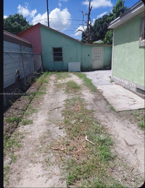 Vendido Recientemente: $99,000 (2 camas, 1 baños, 0 Pies cuadrados)