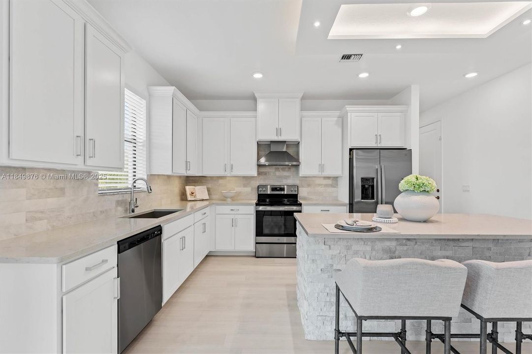 Недавно продано: $799,000 (5 спален, 2 ванн, 3065 Квадратных фут)