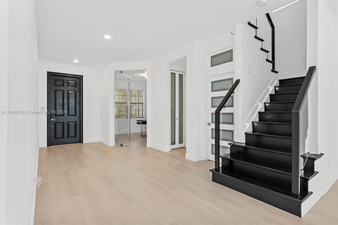 Недавно продано: $799,000 (5 спален, 2 ванн, 3065 Квадратных фут)