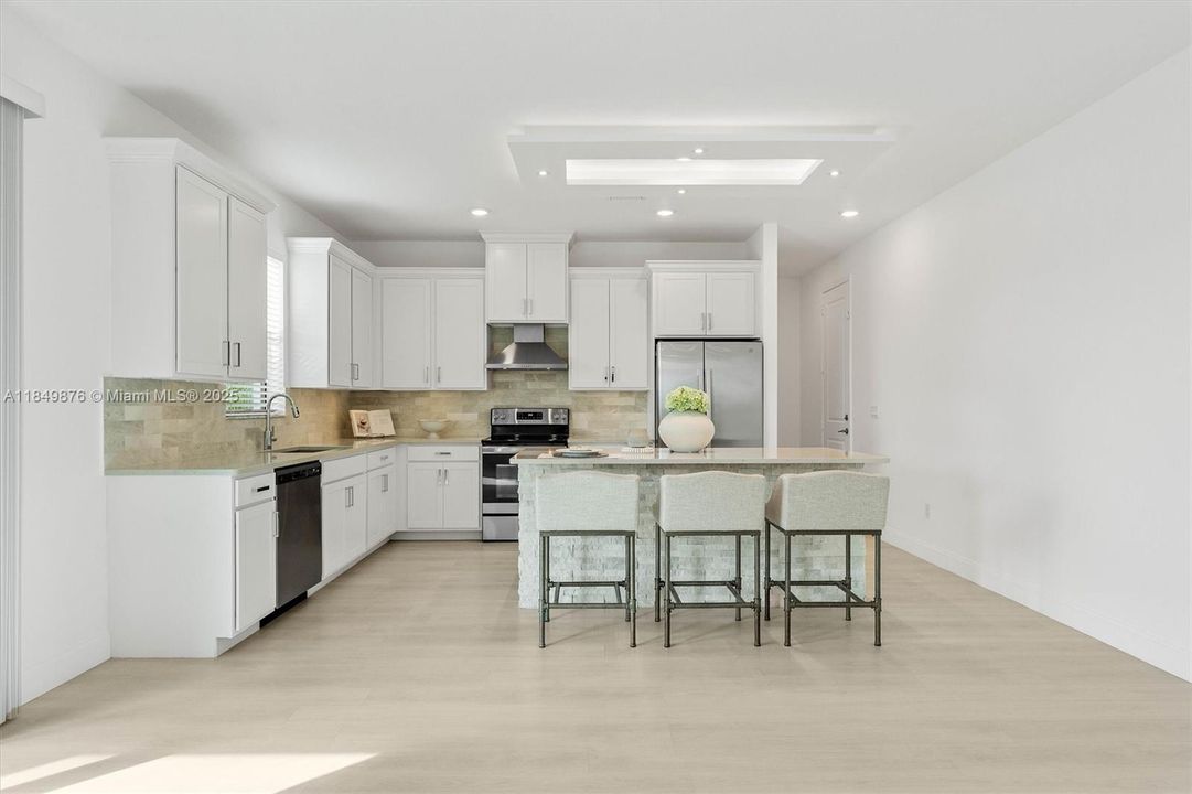 Недавно продано: $799,000 (5 спален, 2 ванн, 3065 Квадратных фут)