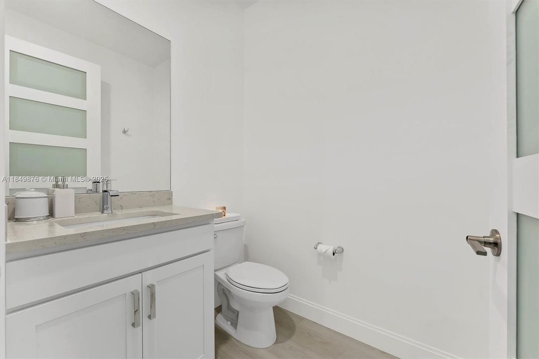 Недавно продано: $799,000 (5 спален, 2 ванн, 3065 Квадратных фут)