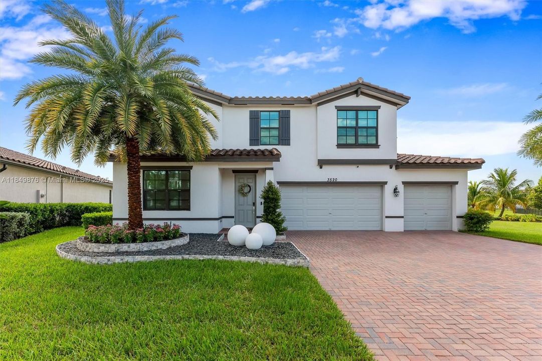 Недавно продано: $799,000 (5 спален, 2 ванн, 3065 Квадратных фут)