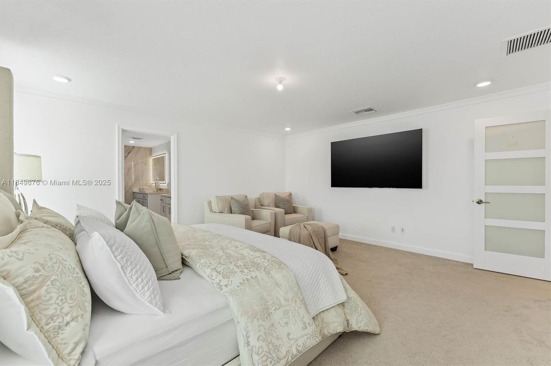 Недавно продано: $799,000 (5 спален, 2 ванн, 3065 Квадратных фут)