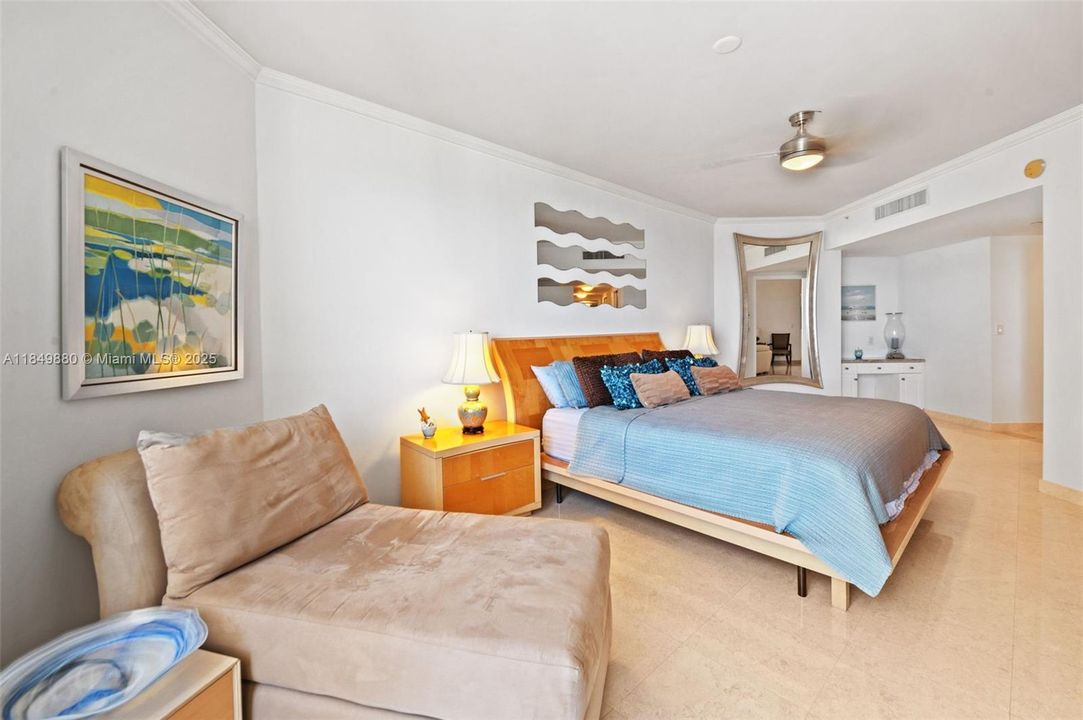 For Sale: $1,799,000 (2 beds, 2 baths, 1740 Square Feet)