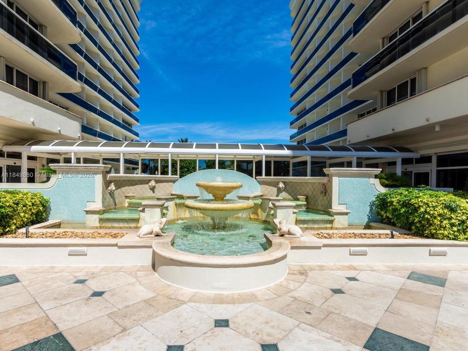 For Sale: $1,799,000 (2 beds, 2 baths, 1740 Square Feet)