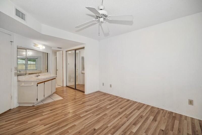 Primary Bedroom/Bathroom
