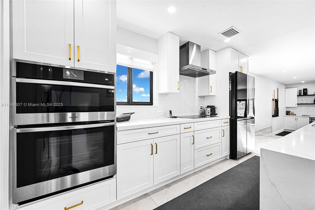 待售: $1,600,000 (4 贝兹, 2 浴室, 2181 平方英尺)