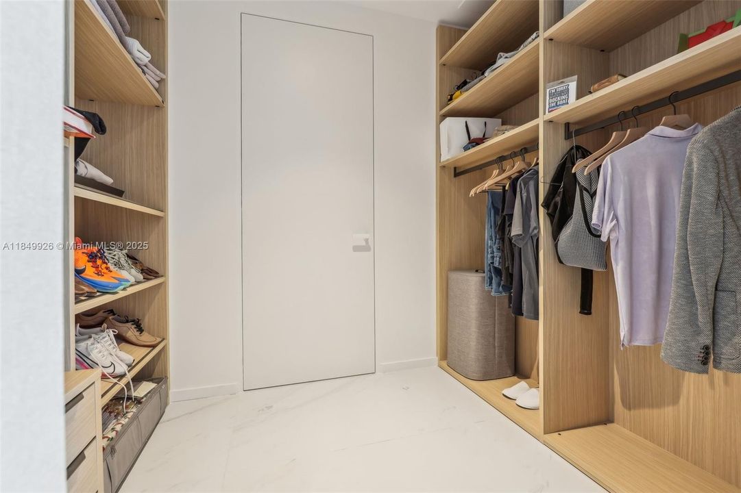 En Renta: $22,000 (3 camas, 3 baños, 2913 Pies cuadrados)