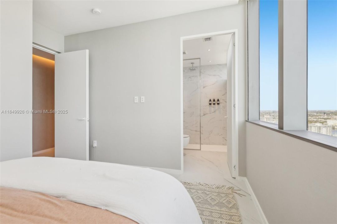 En Renta: $22,000 (3 camas, 3 baños, 2913 Pies cuadrados)