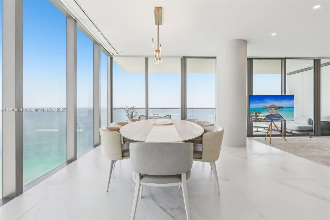 En Renta: $22,000 (3 camas, 3 baños, 2913 Pies cuadrados)